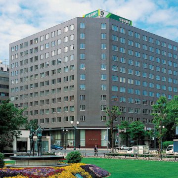 Photo：Hokkaido Bank headquaters