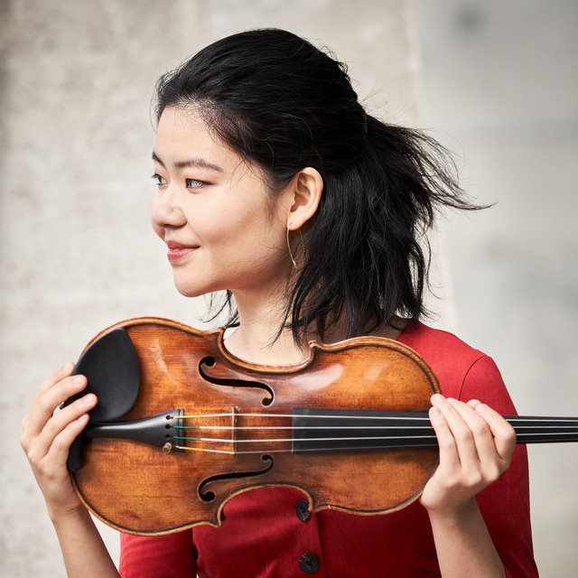 Mayumi Kanagawa (violin)