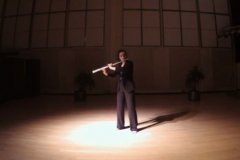 写真：武満 徹：声（ヴォイス）－独奏フルート奏者のための－
