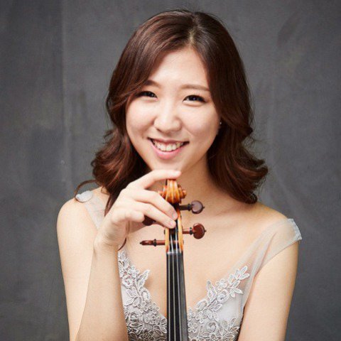 Kyung Eun Grace Lee